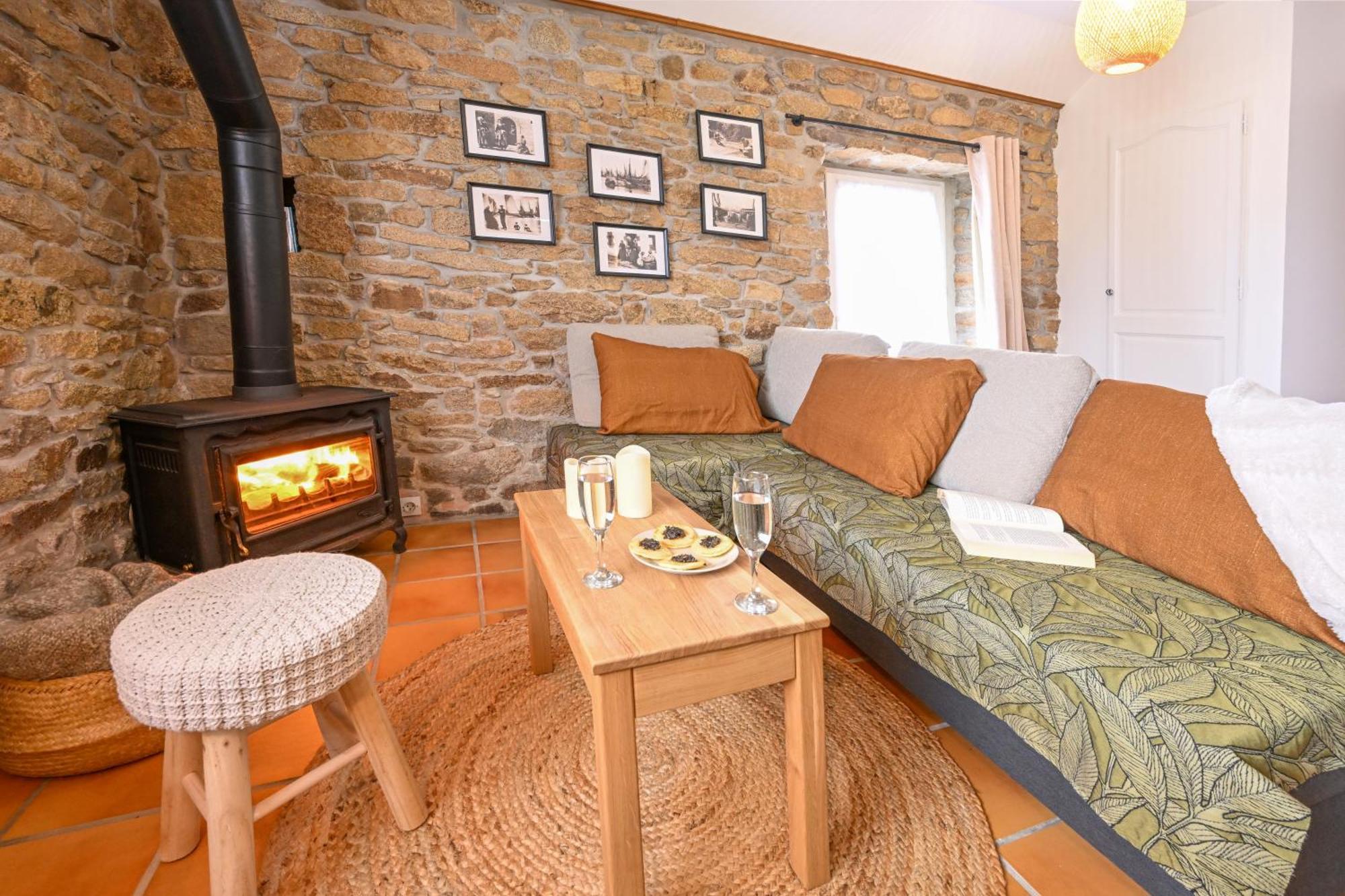 Ker Gana Sauna, Jacuzzi, Poele A Bois Plourin  Exterior photo